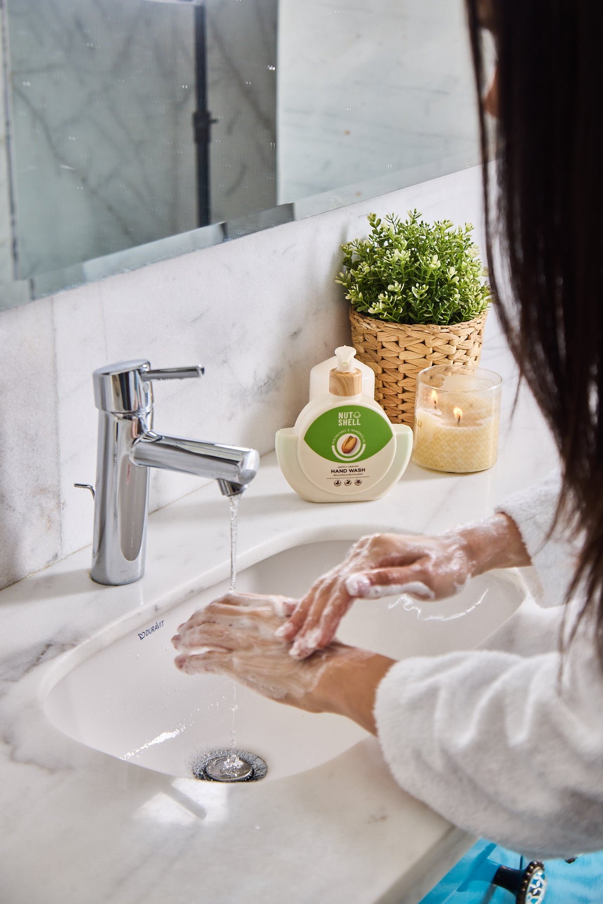 Nutshell Pistachio & Magnolia - Hand Wash 375ml