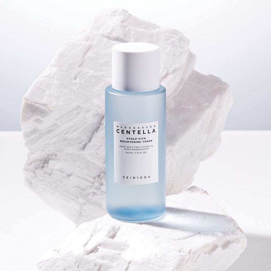 SKIN1004 Hyalu-Cica Brightening Toner 210ml